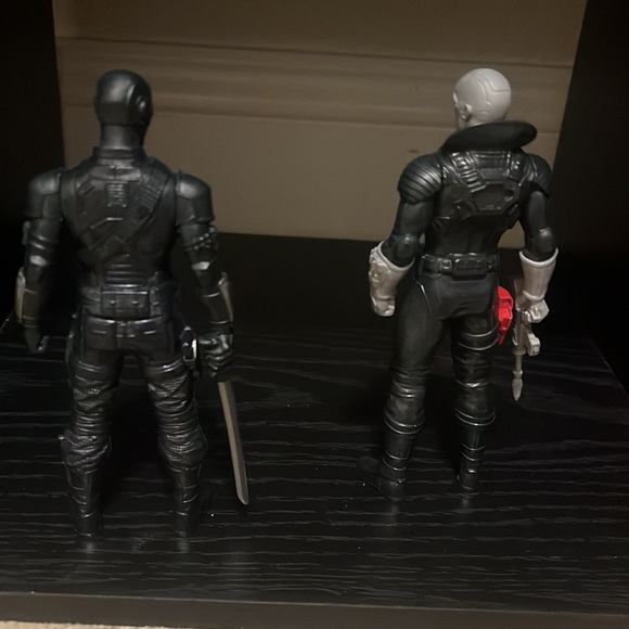 Two Action Figures - Picture 2 of 2